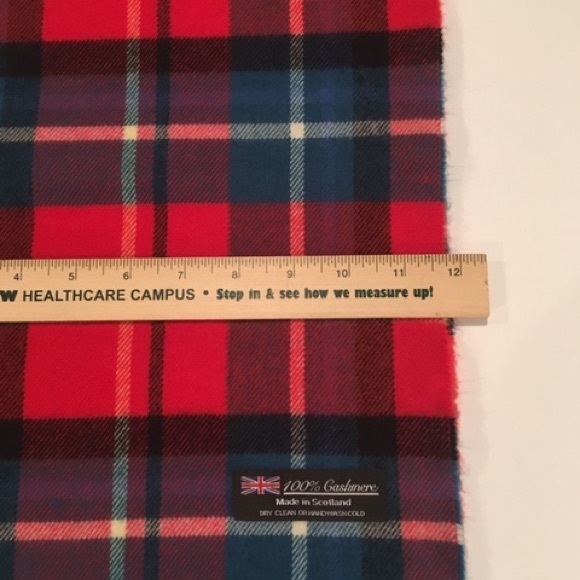 Women’s 100% Cashmere Scarf Plaid Red Blue Fringe Made in Scotland EUC - Picture 3 of 3